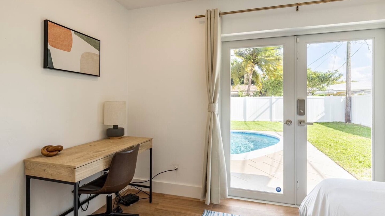 Photo of Bedroom in Pompano Beach