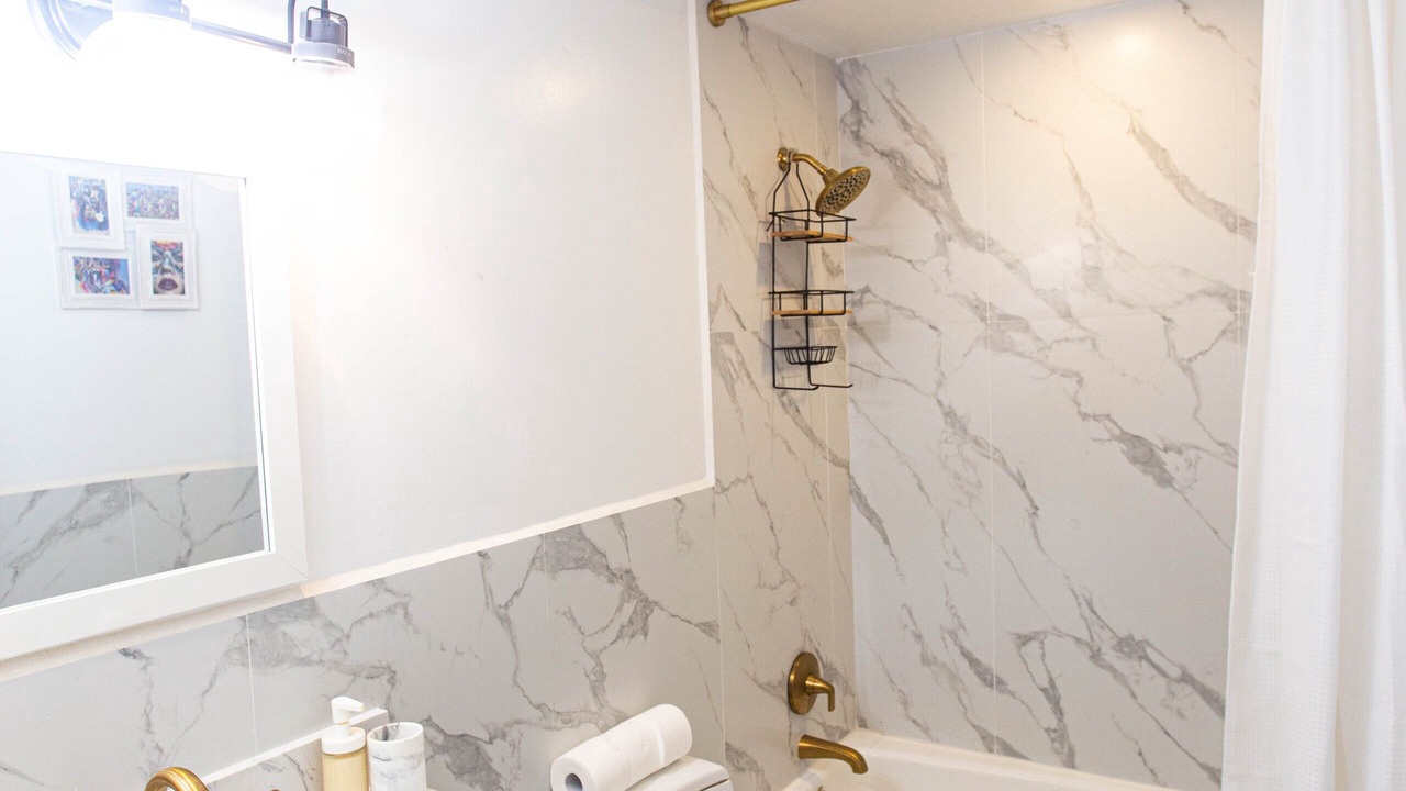 Photo of Bathroom in Flamingo/Lummus