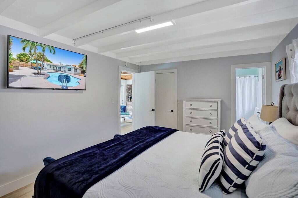 Photo of Bedroom in Lake Ridge