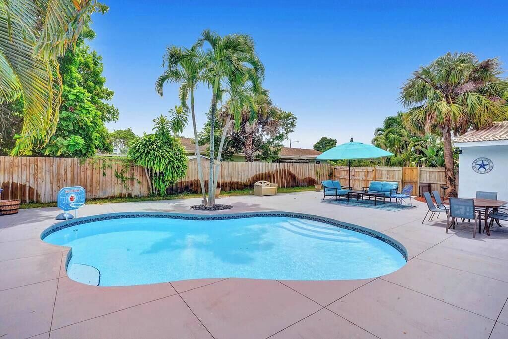 Photo of Outdoor in Lake Ridge