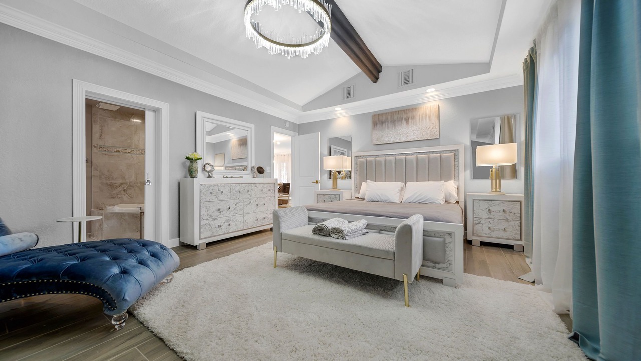Photo of Bedroom in Imperial Point