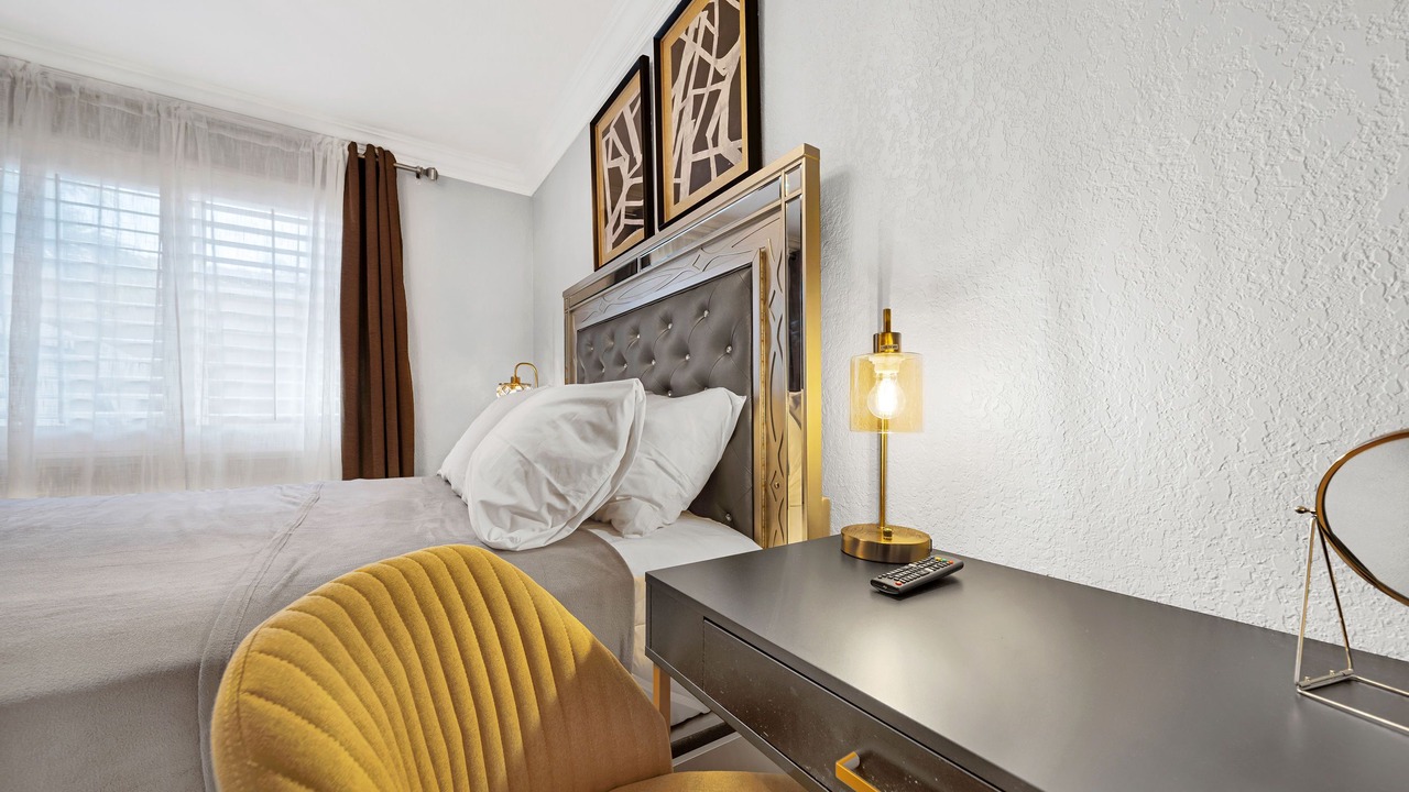 Photo of Bedroom in Imperial Point