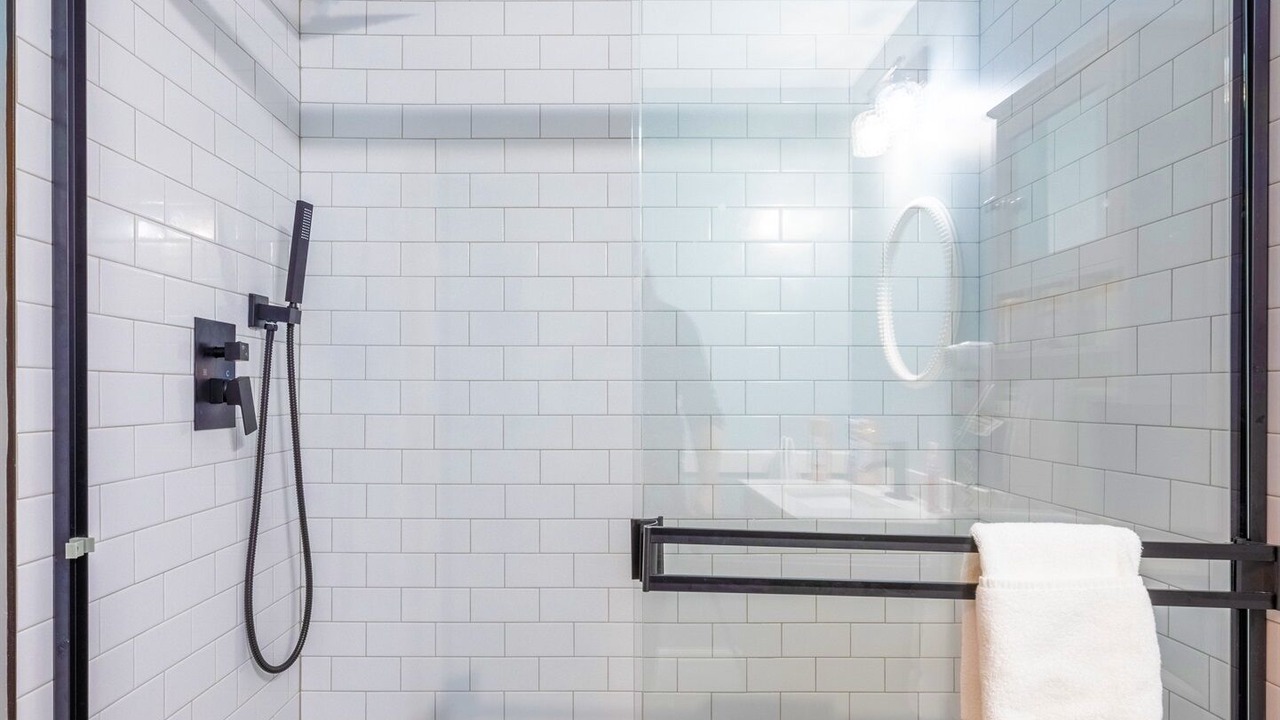 Photo of Bathroom in Edray