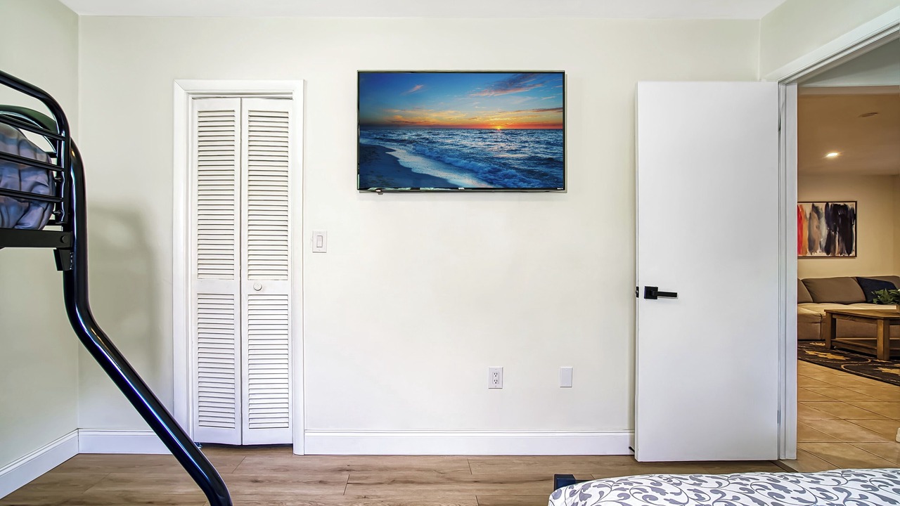 Photo of Bedroom in Cooper City