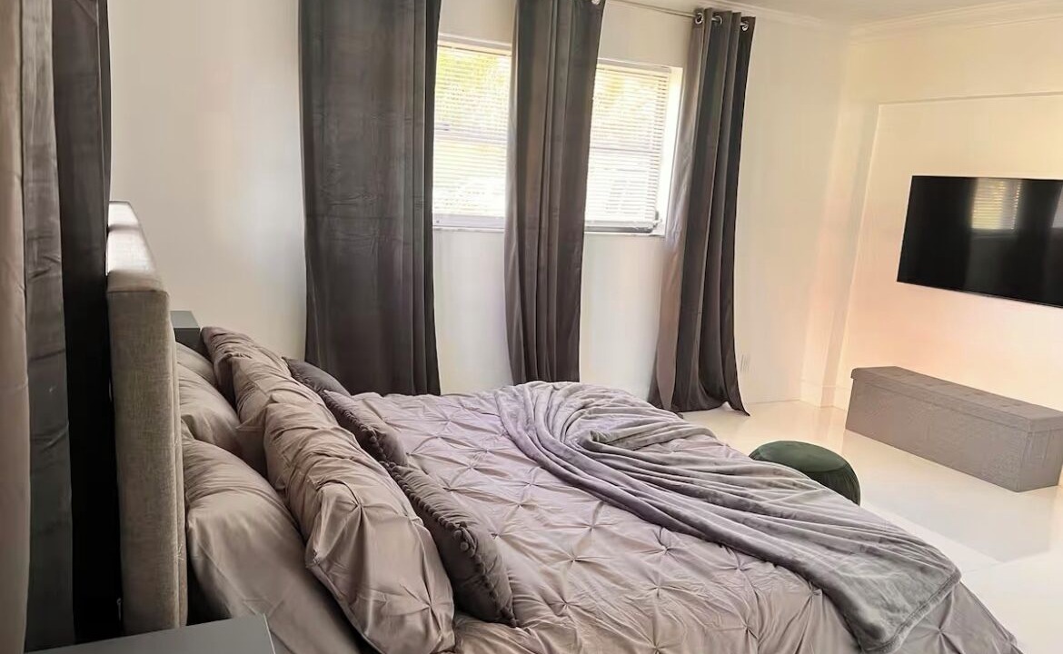 Photo of Bedroom in Boca Raton