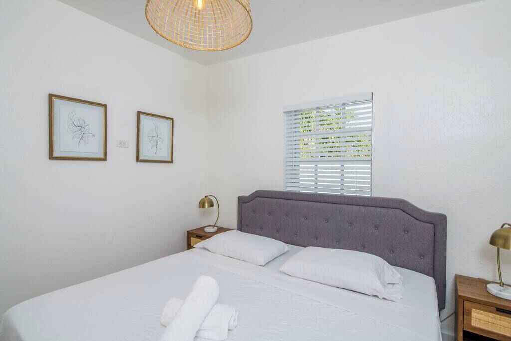 Photo of Bedroom in Hialeah