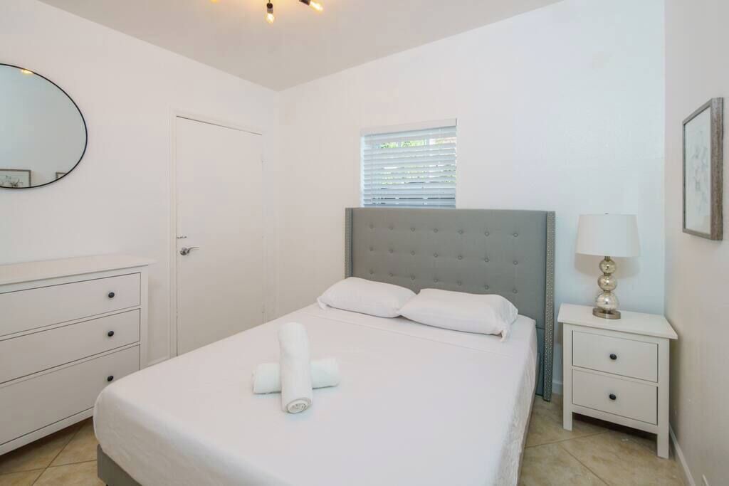 Photo of Bedroom in Hialeah