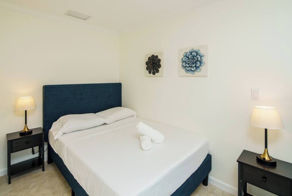 Photo of Bedroom in Hialeah