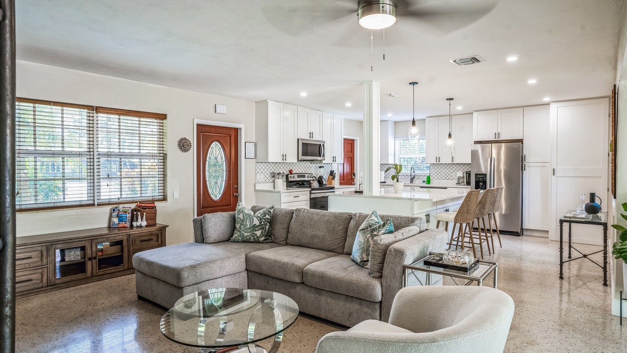 Photo of Bedroom in Poinsettia Heights