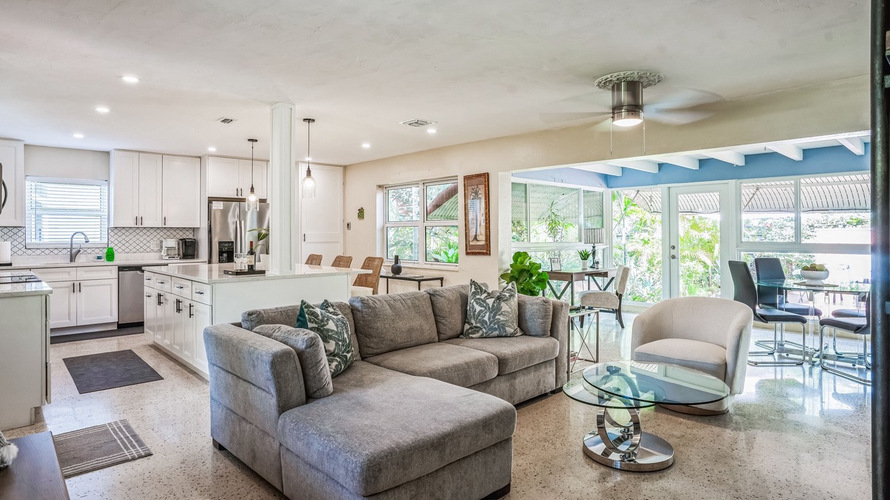 Photo of Bedroom in Poinsettia Heights