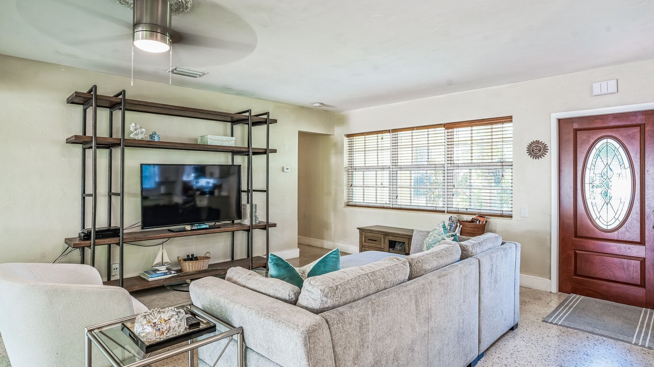Photo of Bedroom in Poinsettia Heights
