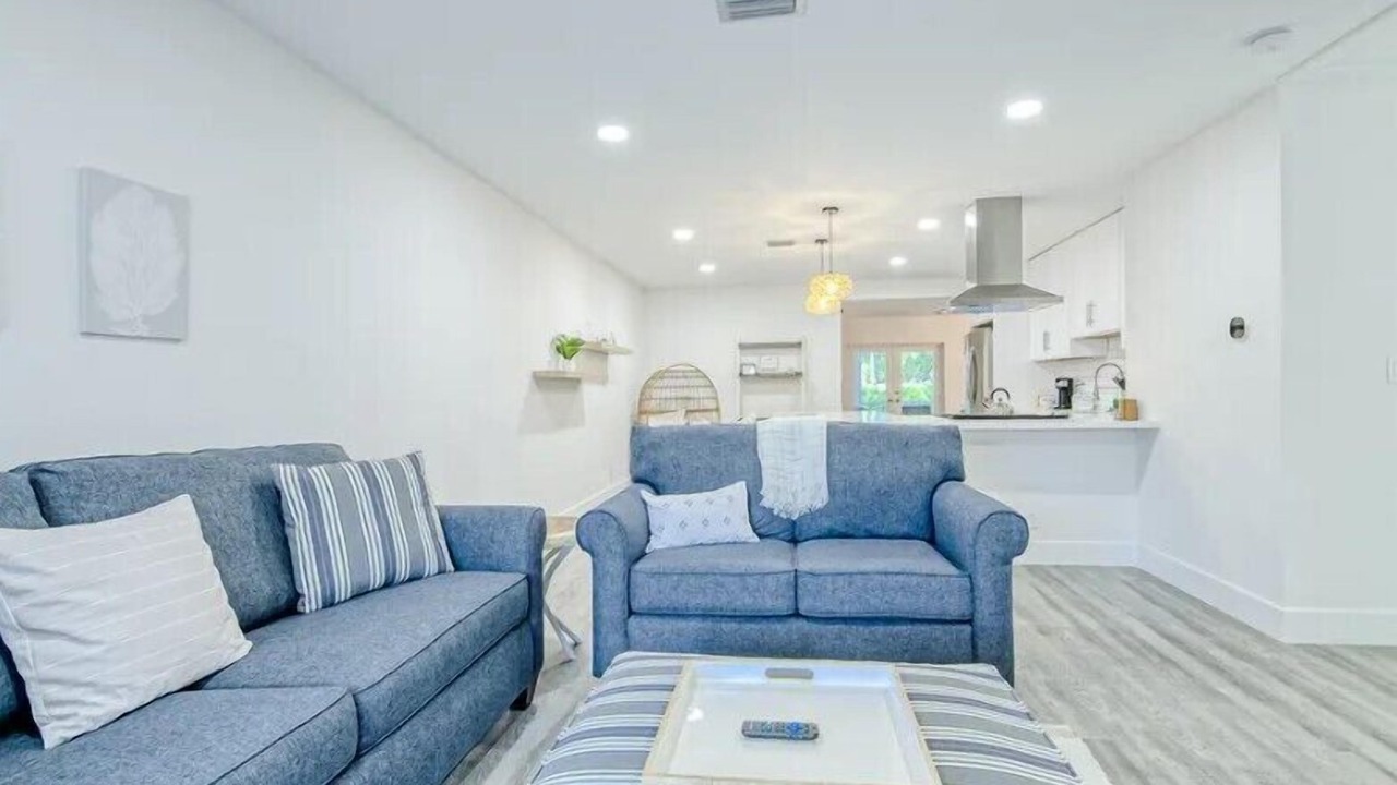 Photo of Livingroom in Deerfield Beach