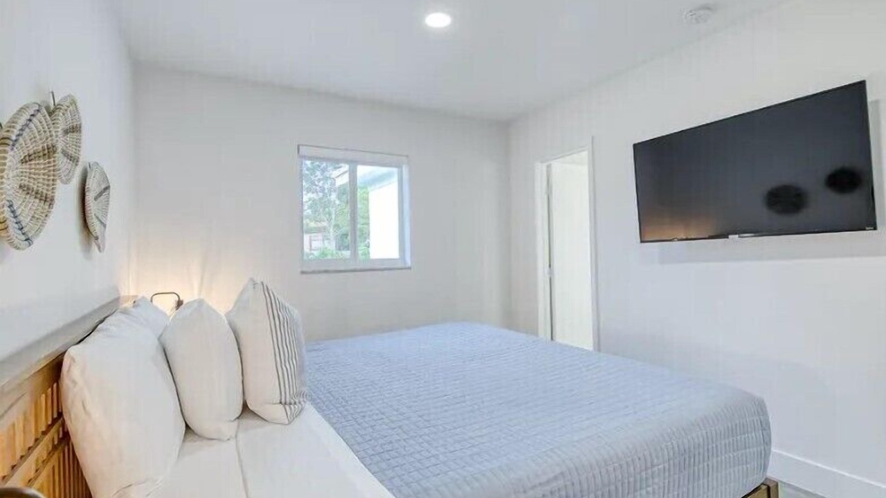 Photo of Bedroom in Deerfield Beach