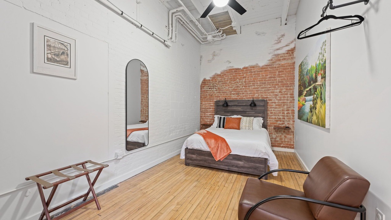 Photo of Bedroom in Downtown Cleveland