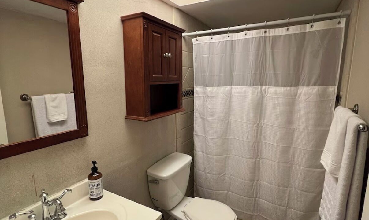 Photo of Bathroom in Sunrise