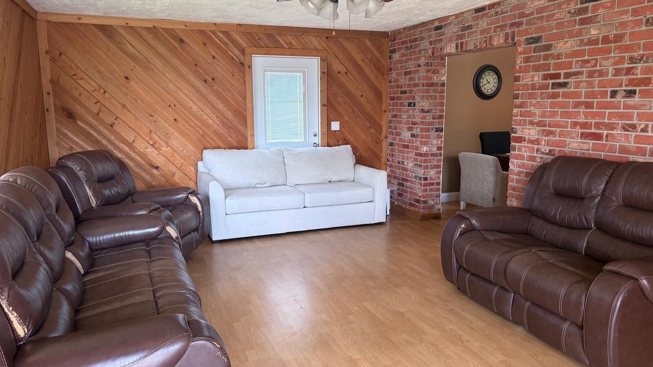 Photo of Livingroom in Sunrise