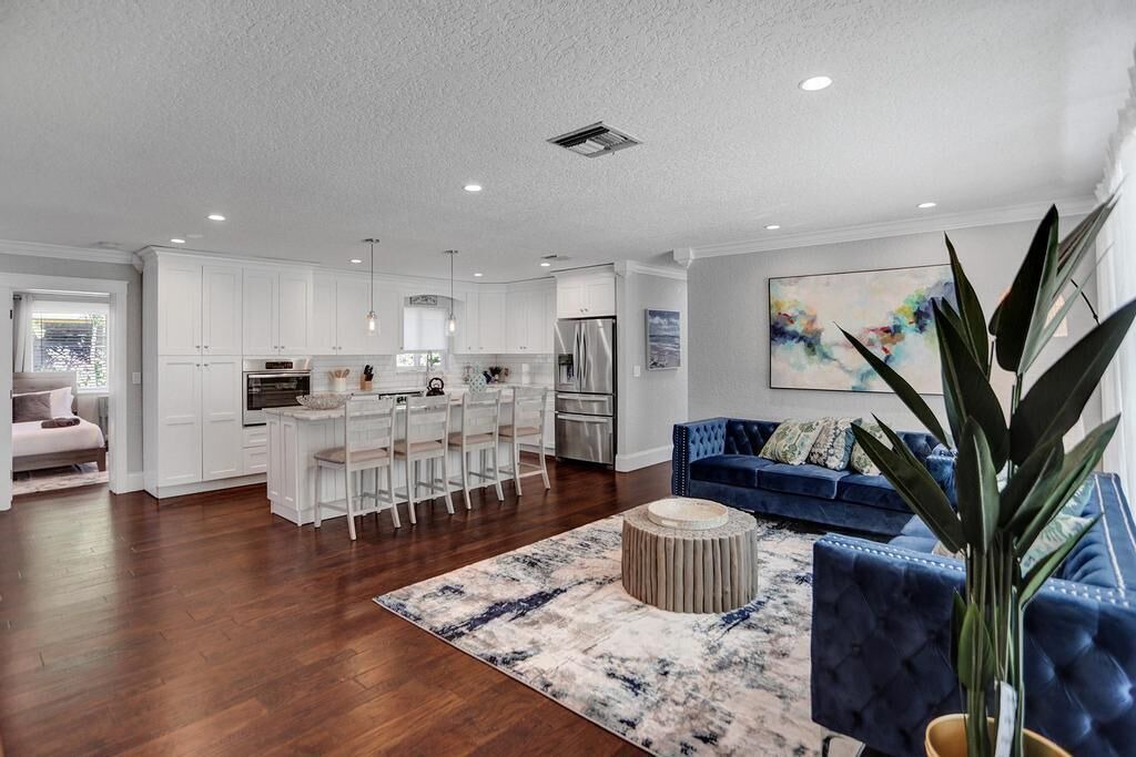 Photo of Livingroom in Deerfield Beach