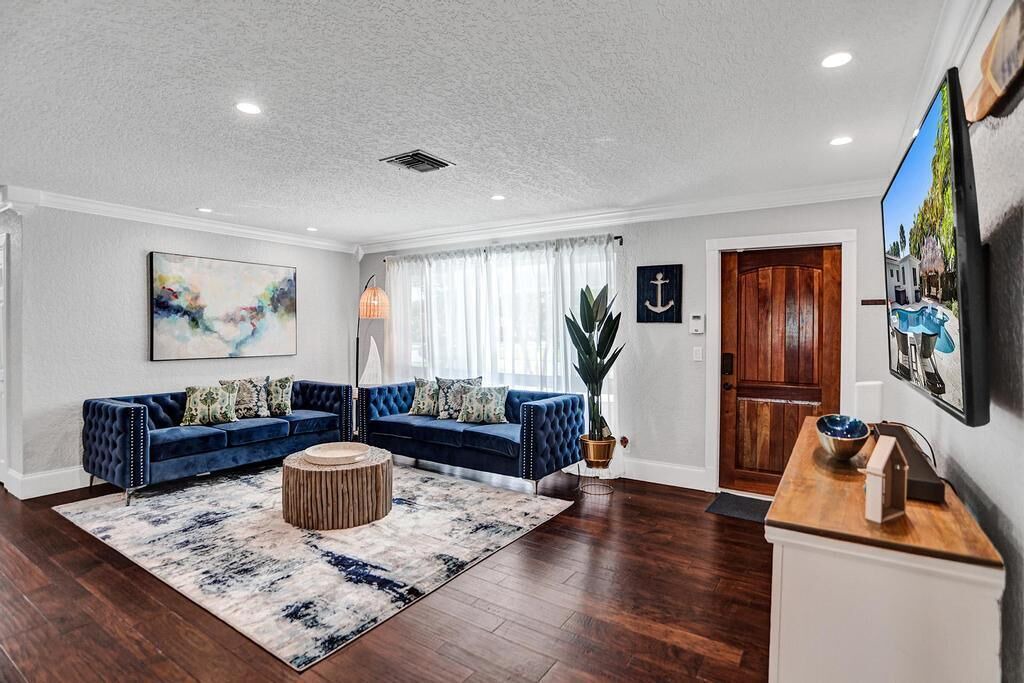 Photo of Livingroom in Deerfield Beach