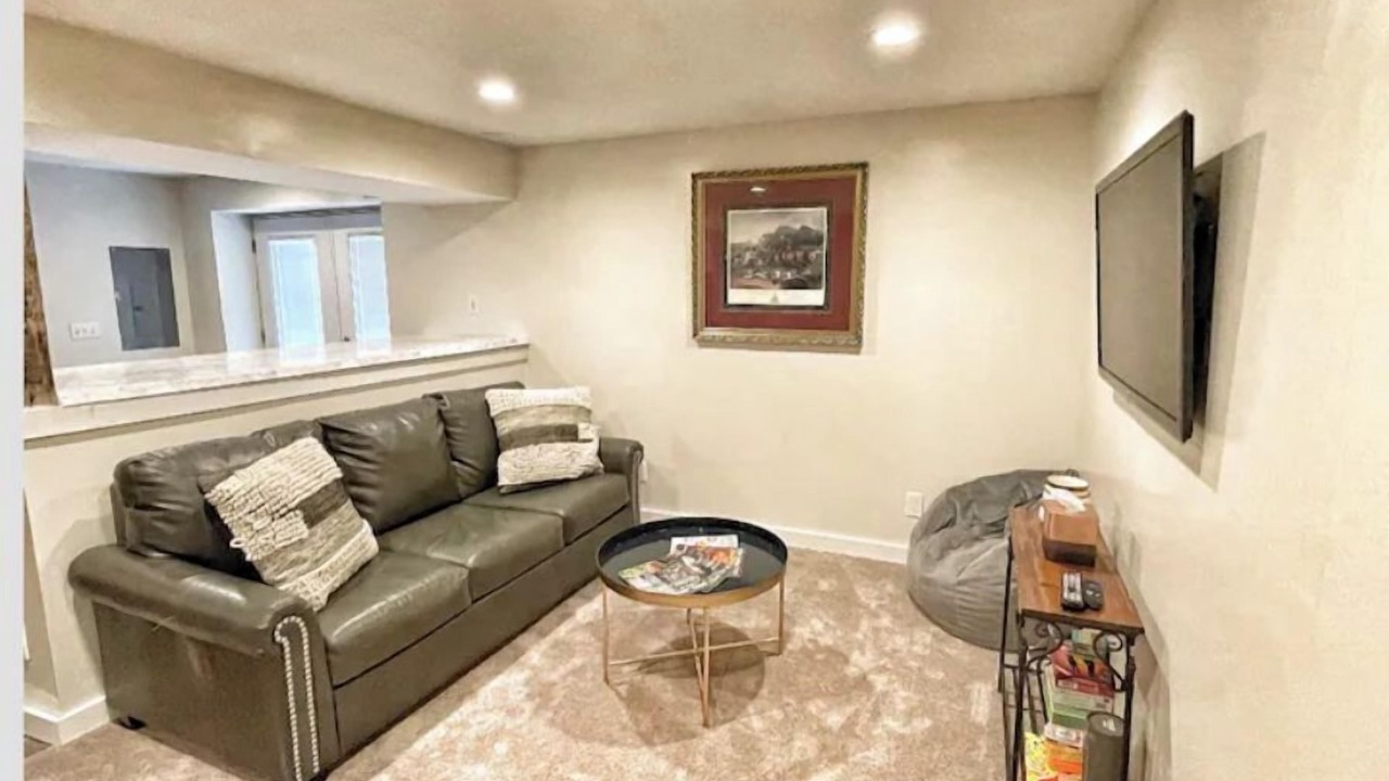 Photo of Livingroom in Edray
