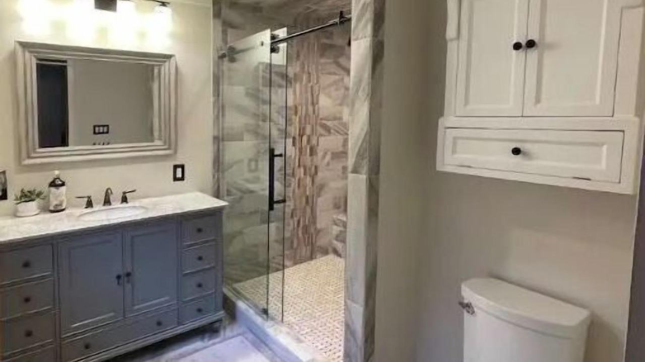 Photo of Bathroom in Edray