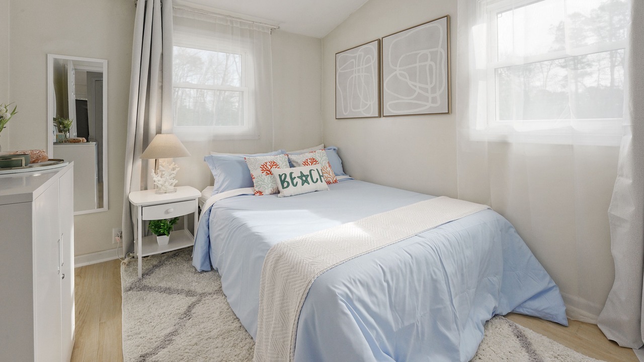 Photo of Bedroom in Colonial Beach