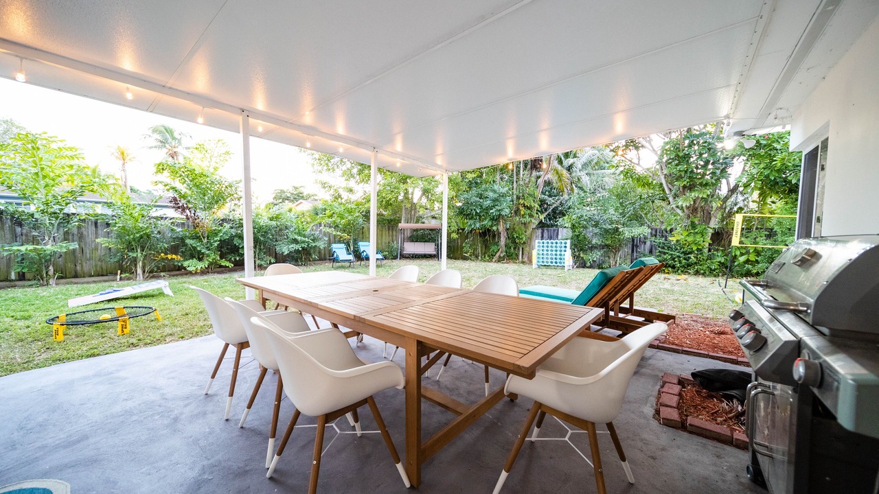 Photo of Outdoor in North Miami