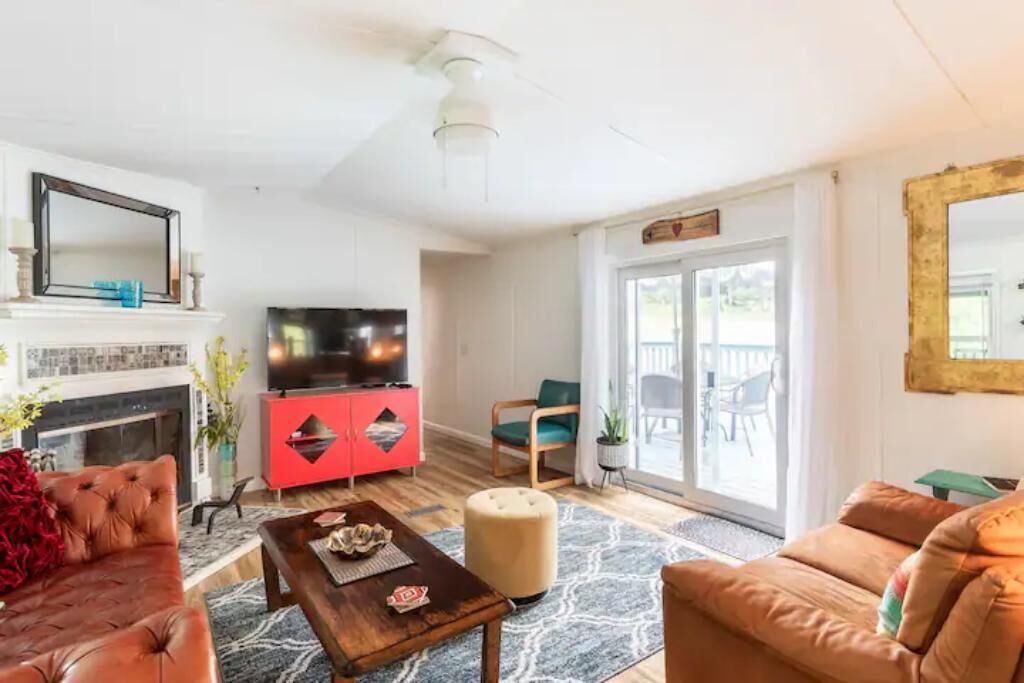 Photo of Livingroom in Kerhonkson