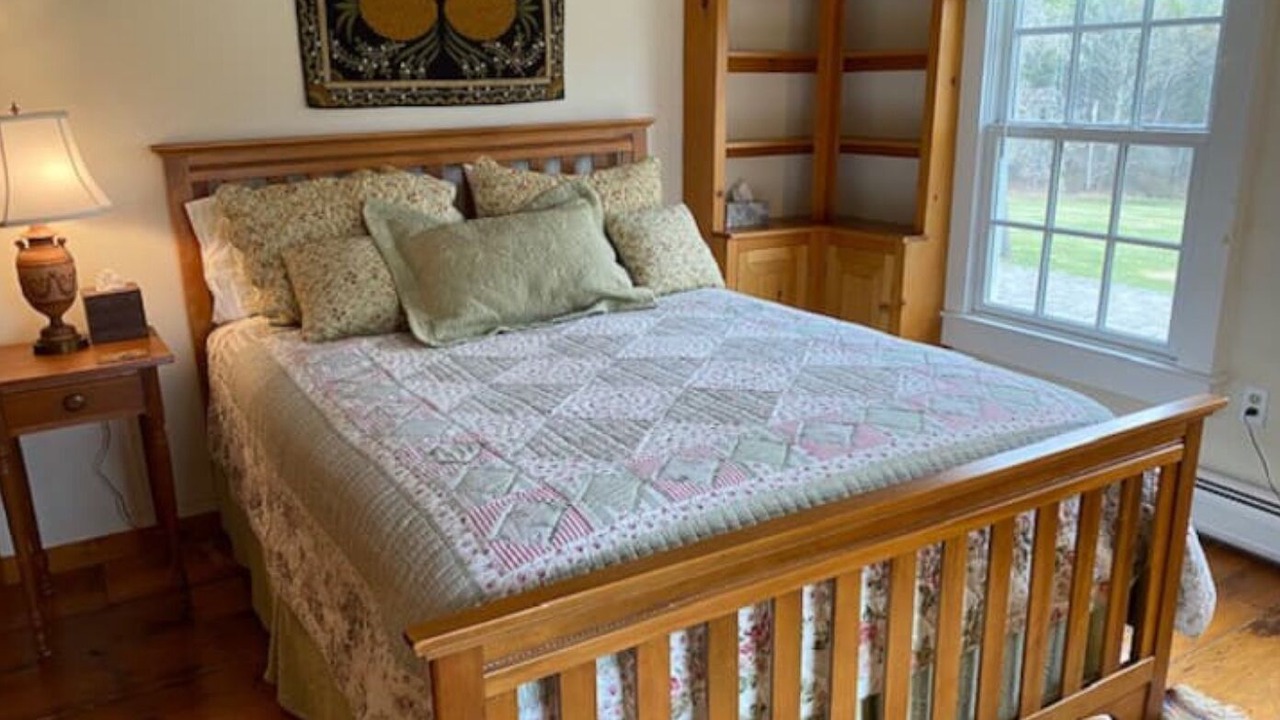 Photo of Bedroom in West Stockbridge