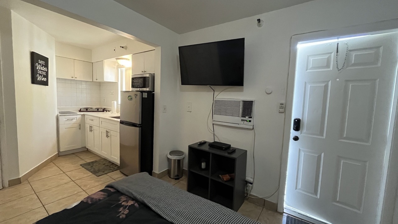 Photo of Bedroom in Royal Poinciana