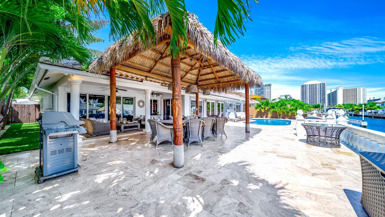 Photo of Outdoor in Bermuda Riviera