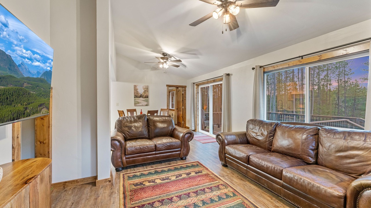 Photo of Livingroom in Columbia Falls