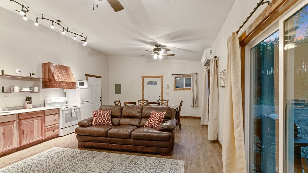 Photo of Livingroom in Columbia Falls