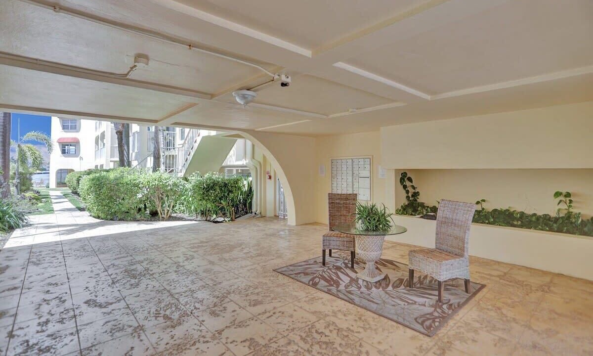Photo of Patio Balcony in Central Beach