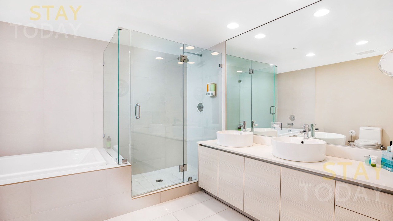 Photo of Bathroom in Hallandale Beach