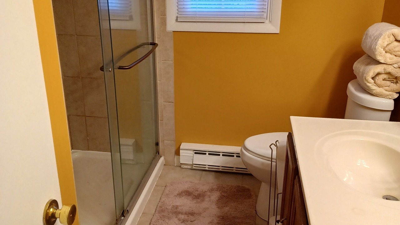 Photo of Bathroom in Ruby