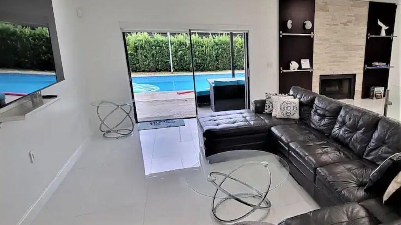 Photo of Livingroom in Coral Springs