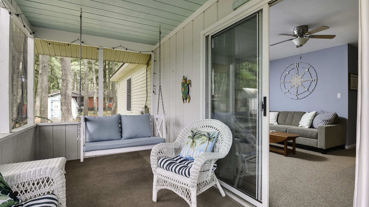 Photo of Others in Piney Island