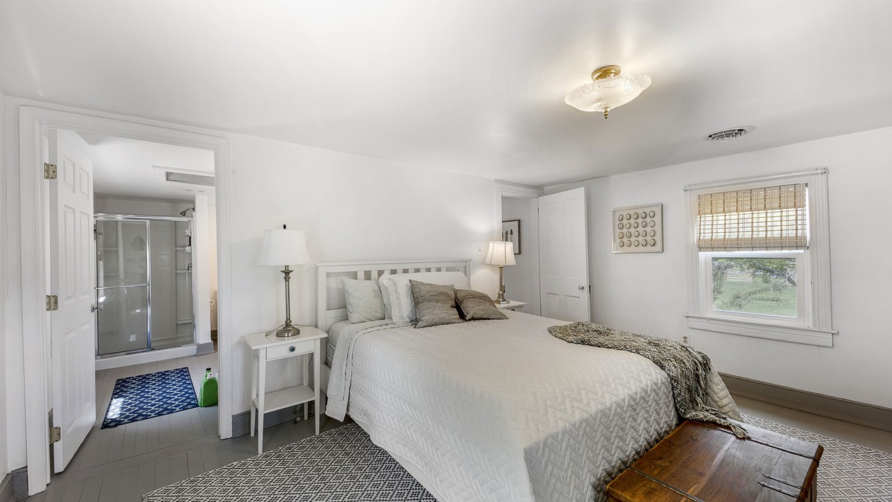 Photo of Bedroom in Compton