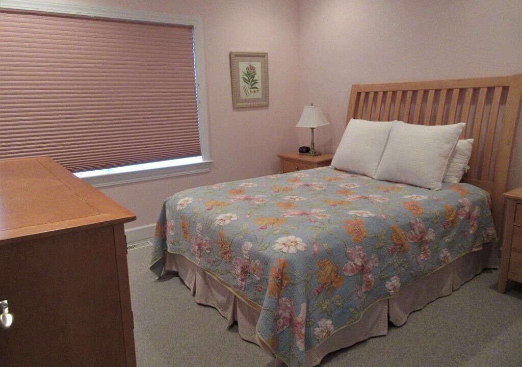 Photo of Bedroom in Loveladies