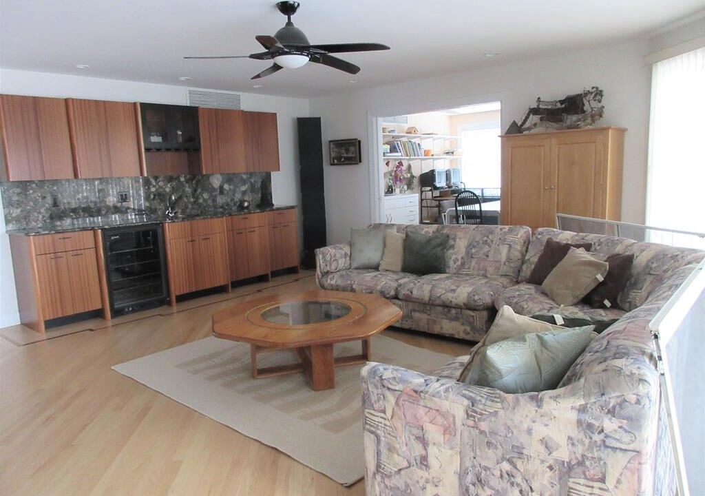 Photo of Livingroom in Loveladies