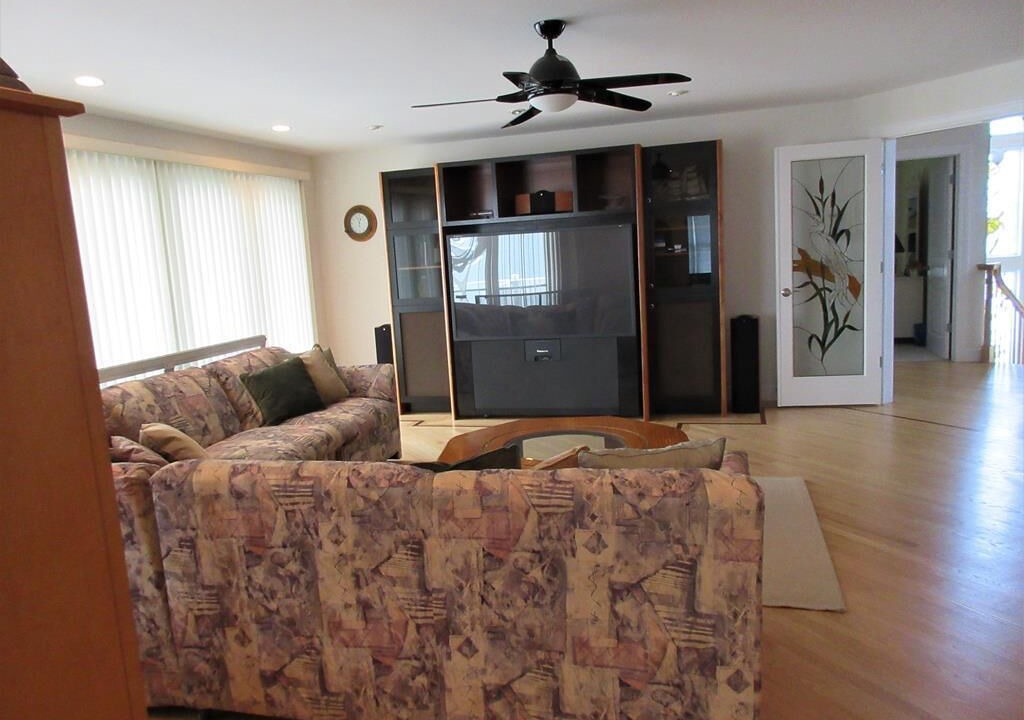 Photo of Livingroom in Loveladies