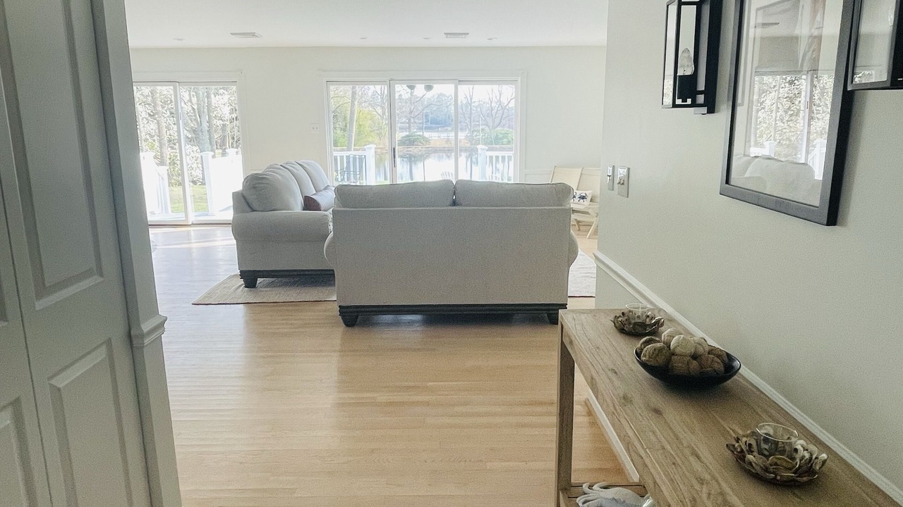 Photo of Livingroom in Easton