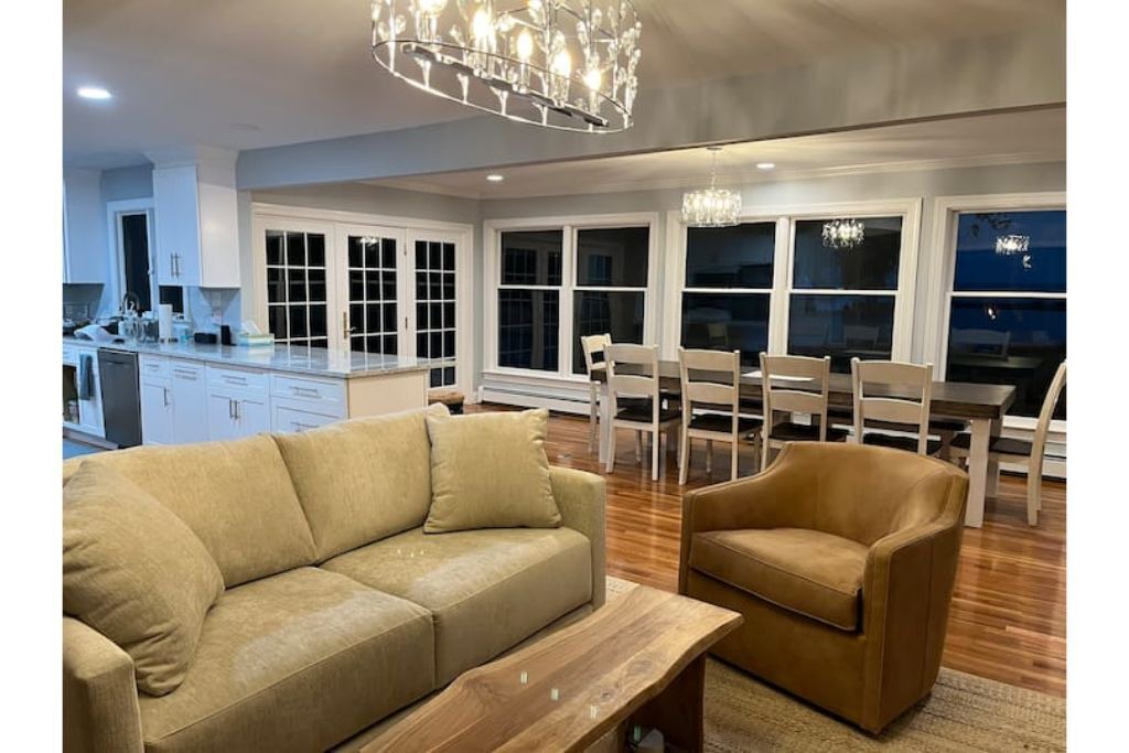 Photo of Livingroom in Algonquin