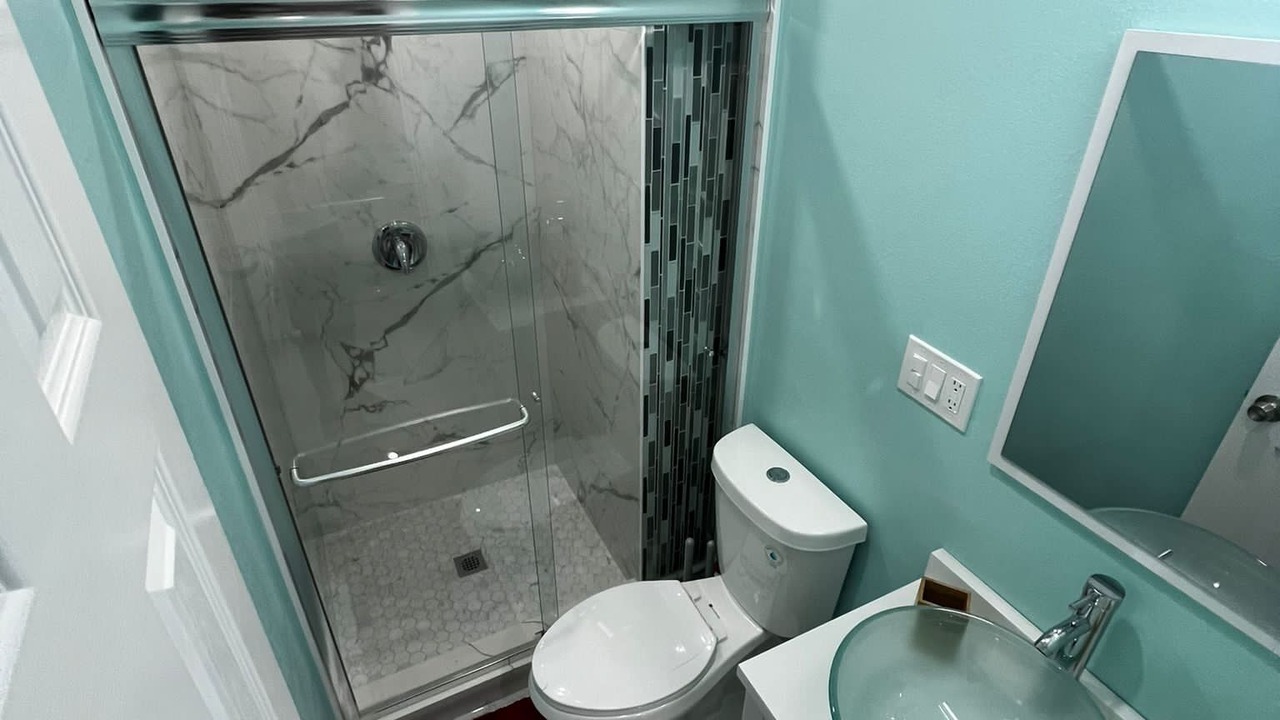 Photo of Bathroom in Lake Ridge
