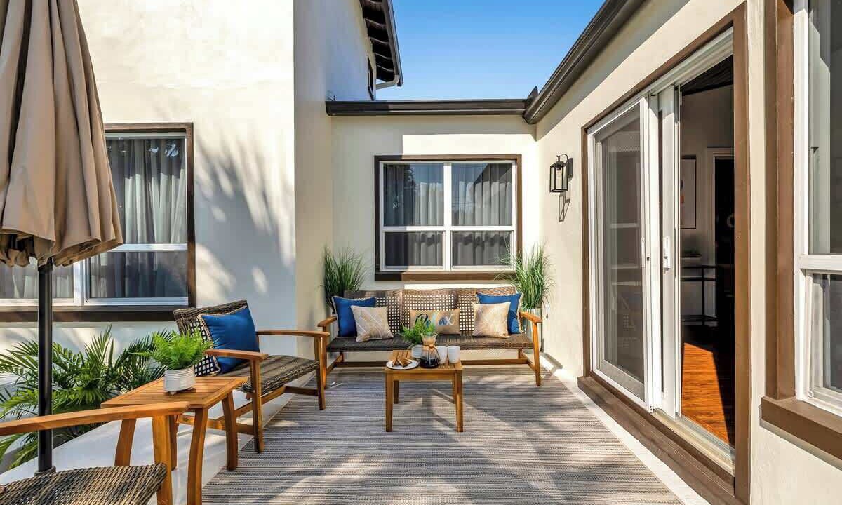 Photo of Patio Balcony in Beverly Heights
