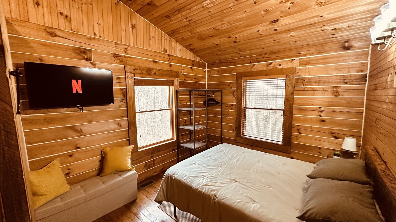 Photo of Bedroom in Canvas