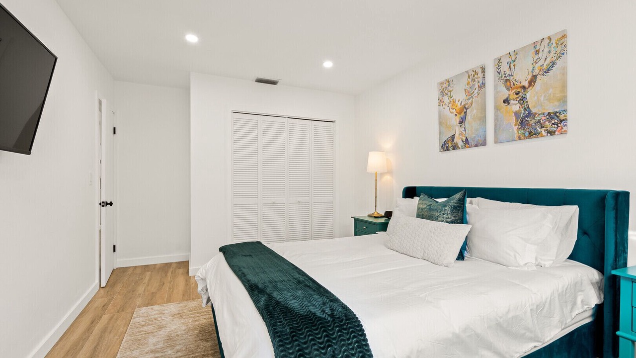 Photo of Bedroom in Miami Shores