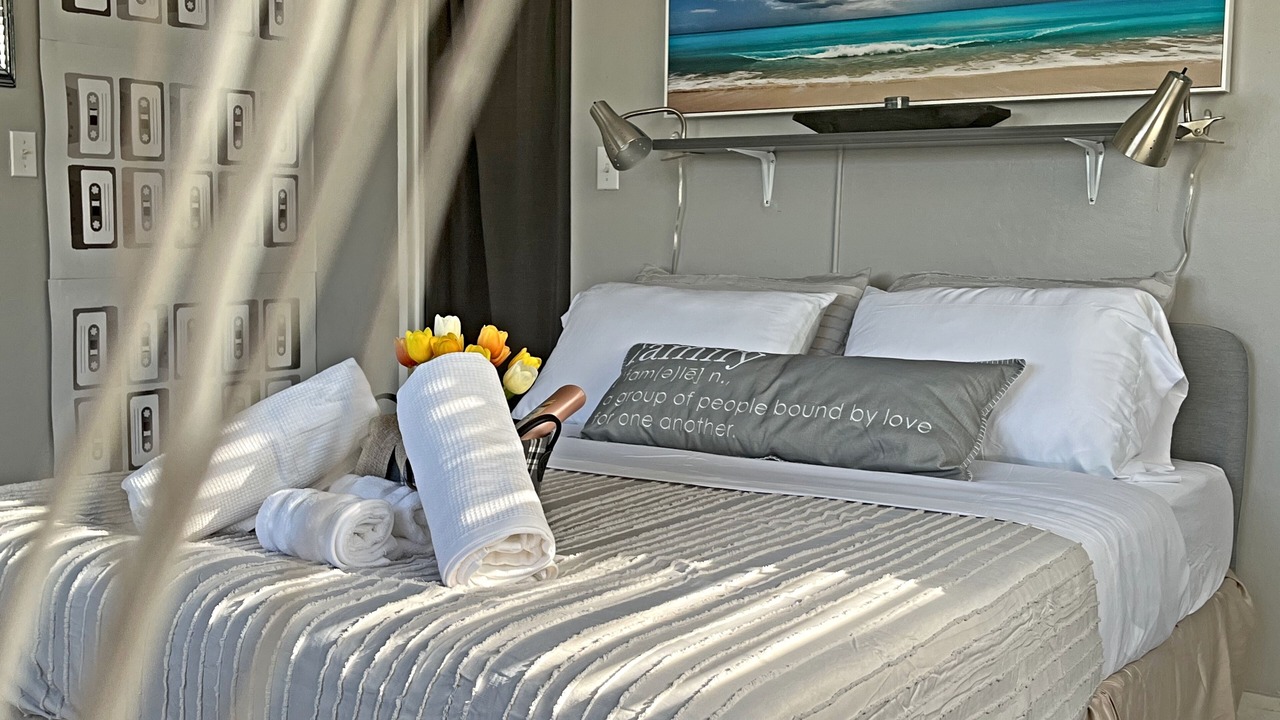 Photo of Bedroom in Coral Heights
