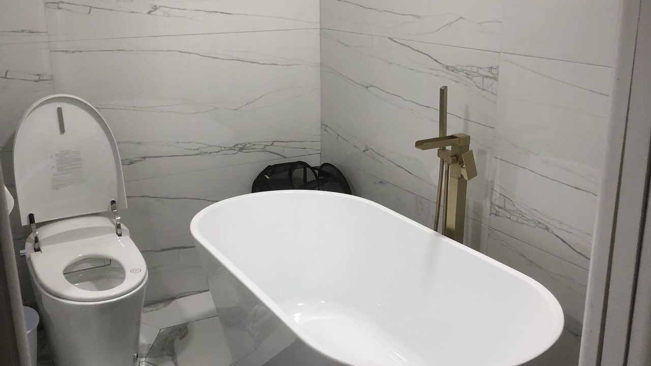 Photo of Bathroom in Carol City