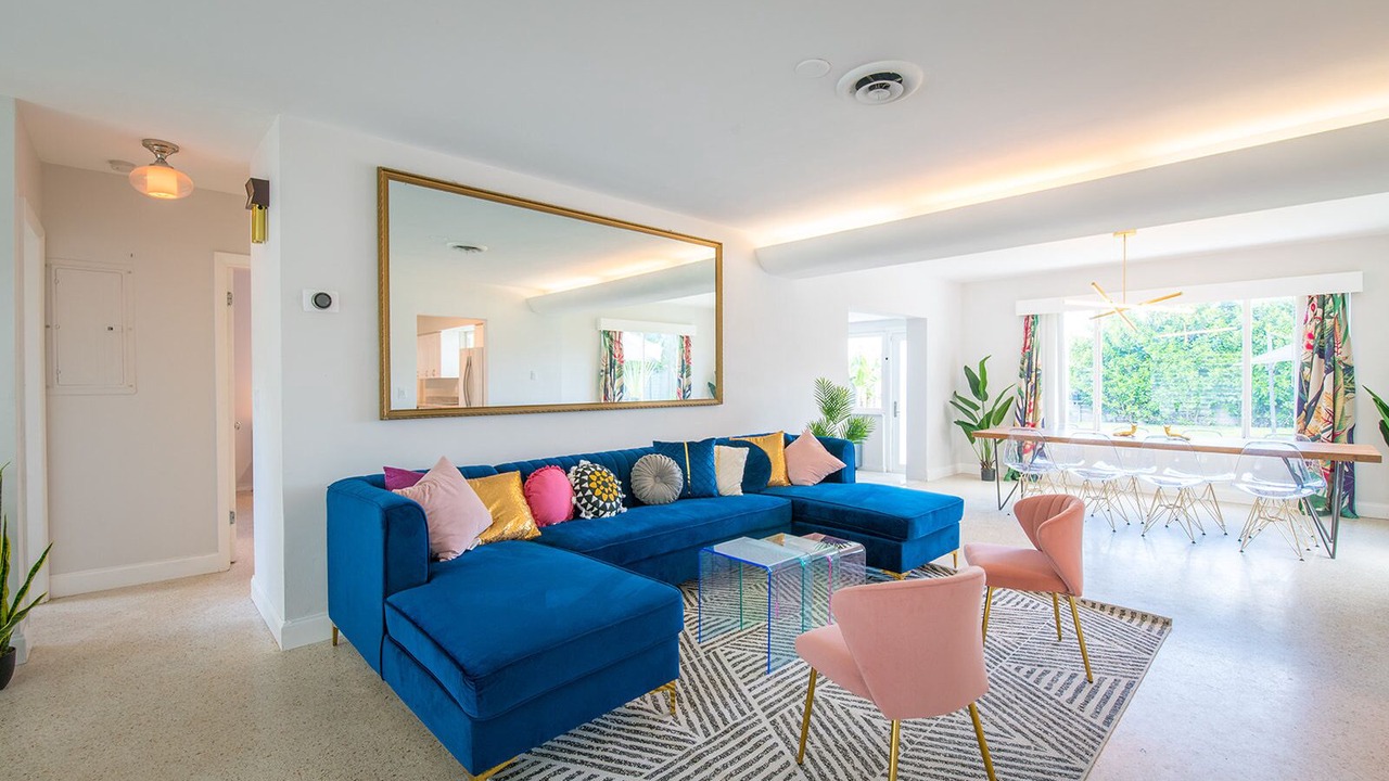 Photo of Livingroom in Hollywood Hills
